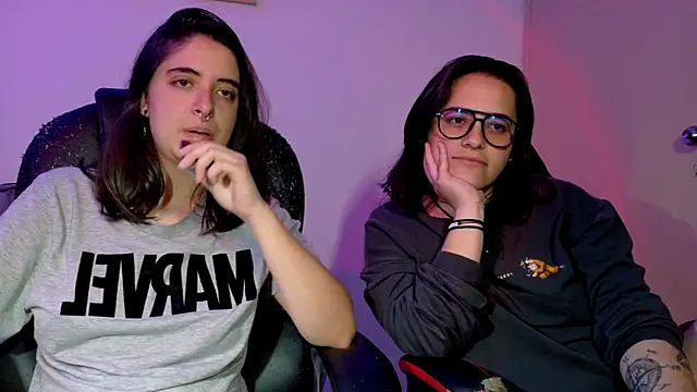 multiorgasmic_69のウェブカメラショー