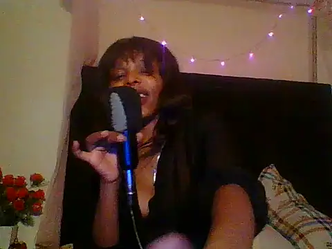 Anaconda2350 Live XXX-Chat