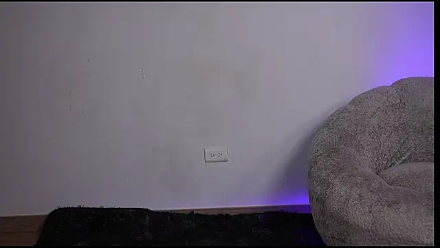 Chat XXX ao vivo de anyiled_hot