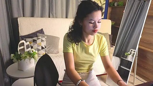 moco_choco Adlı Modelin Canlı XXX Sohbeti