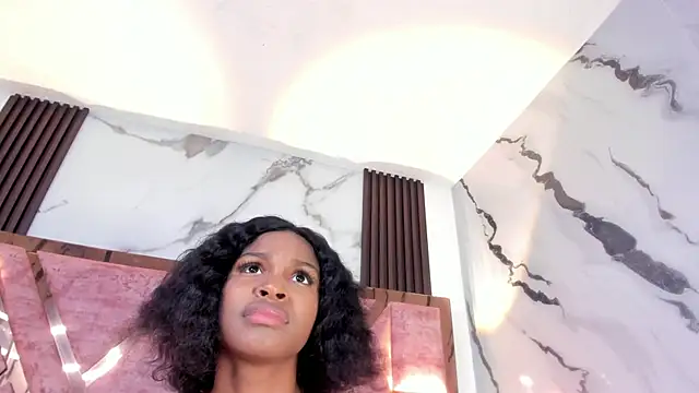 Chat XXX Live kandy_bronw