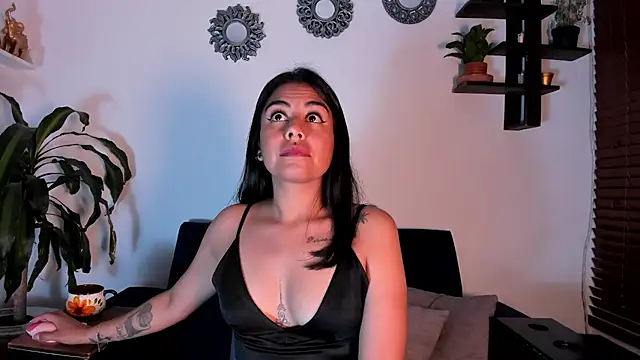 im_amber Adlı Modelin Canlı XXX Sohbeti