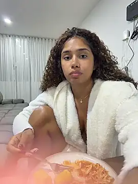 stormyy_: απευθείας συνομιλία ΧΧΧ