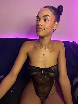 Cammgirlmii's Live XXX Chat