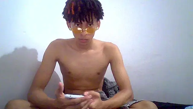 _Alex_0 Show Webcam
