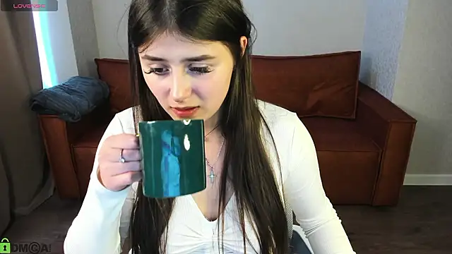 Crystal-Lace's Live XXX Chat