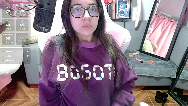 Онлайн чат XXX Maggie_Fox3