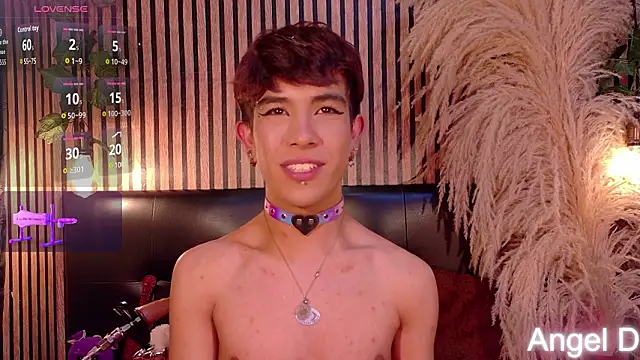Angeldust19's Live XXX Chat