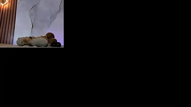 Iamlola_ élő XXX-chatje