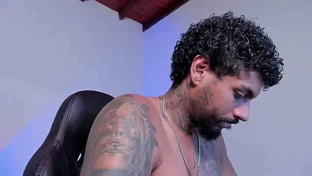 دردشة LuigiVitale_1 الجنسية المباشرة