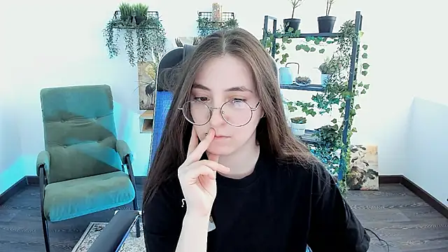 Chat +18 de VirtuallVoyant ao vivo