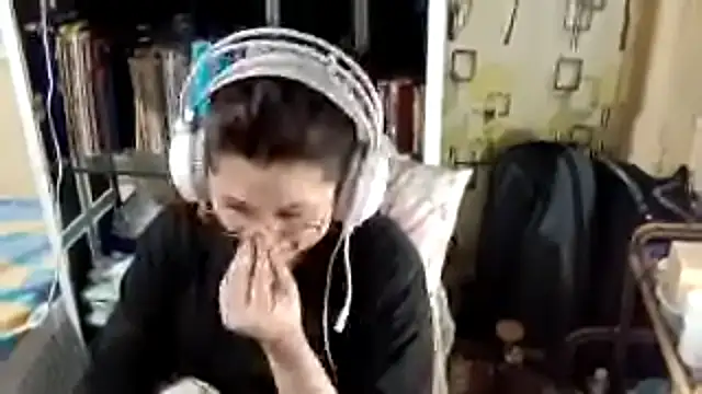 TennieReichow Pertunjukan Webcam