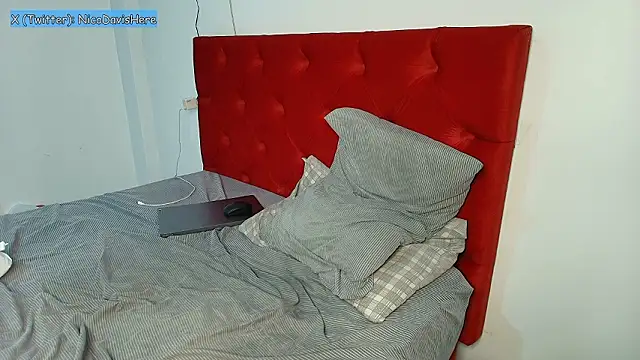 NicoDavisOfficial Live XXX-Chat