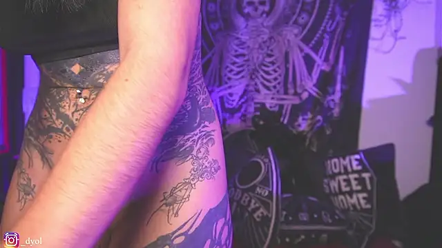 Dalia_Vorhees Live XXX-Chat