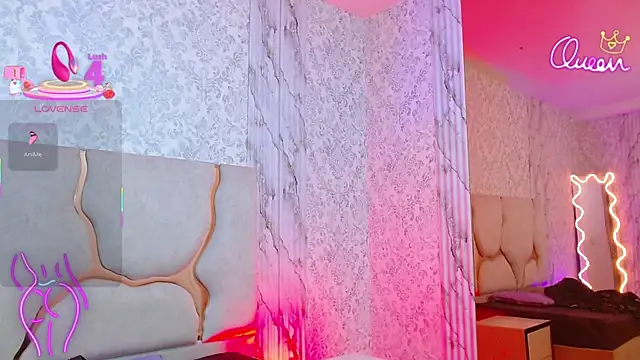 XXX chat uživo modela osamu_tay