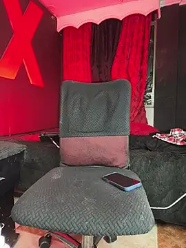 abrilbigcock Adlı Modelin Canlı XXX Sohbeti