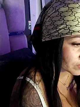 chelaqueen_: απευθείας συνομιλία ΧΧΧ