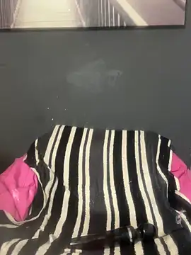 SEXaddictCANDY10 Adlı Modelin Canlı XXX Sohbeti