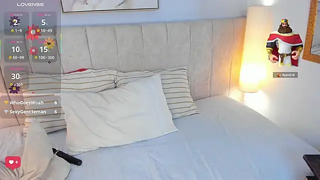 Atenea_cuteee élő XXX-chatje