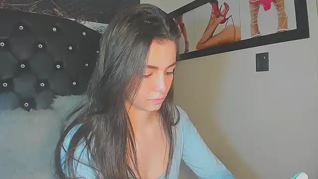 XXX chat uživo modela diana_queen_