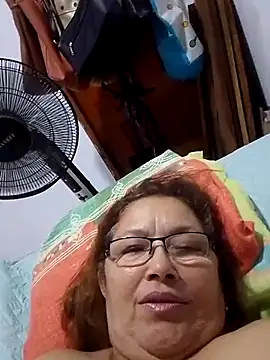 Cessi50 লাইভ XXX চ্যাট