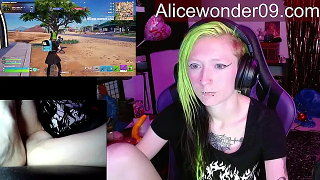 alicewonder09 Adlı Modelin Canlı XXX Sohbeti