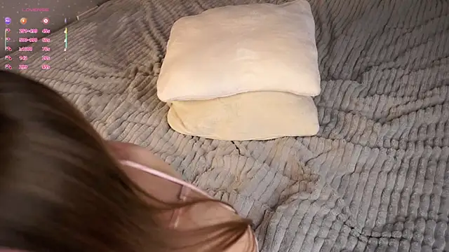 Chat +18 de BlondellBolio ao vivo