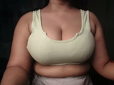 Your_Anaya live XXX chat