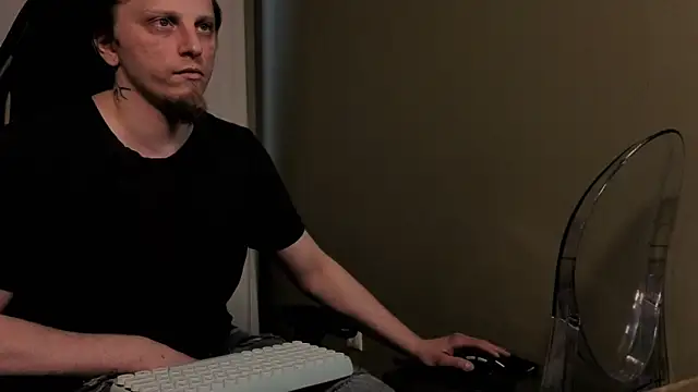 Chat XXX en directo de Vincent_Hardman