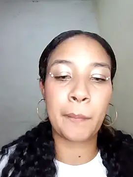 Aurora_fantasyPink: онлайн-секс-чат