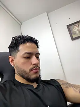 MattiaDupont live XXX chat