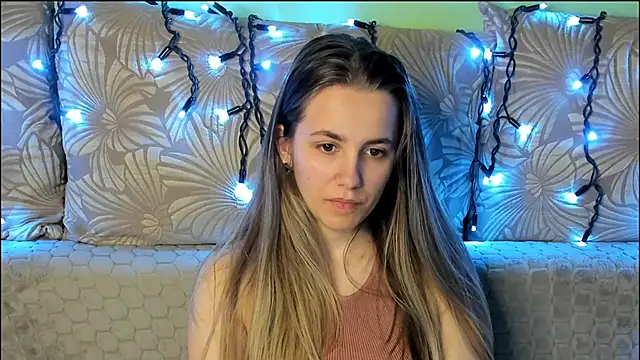 MaggieCake Chat XXX live