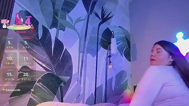 Pokazy przed kamerką – RubyValen