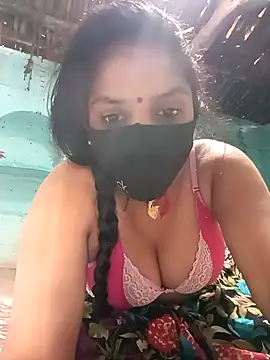 hemayadav111 Adlı Modelin Canlı XXX Sohbeti