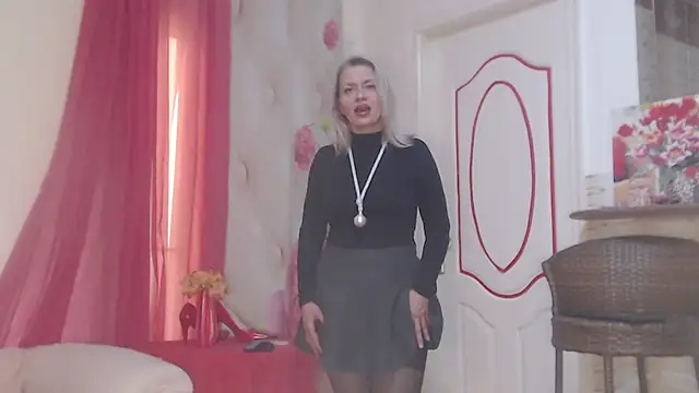 RebeccaDarling – Kamerová šou