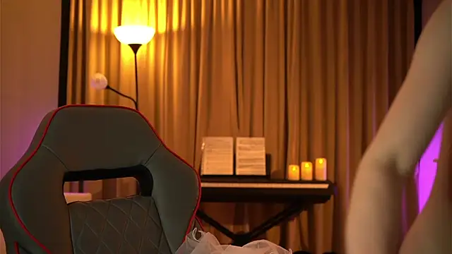 Your_Nicolett's Live XXX Chat