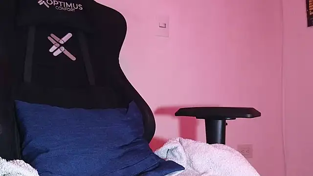 Luan_Goon Adlı Modelin Canlı XXX Sohbeti