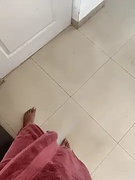 UAjit Adlı Modelin Canlı XXX Sohbeti