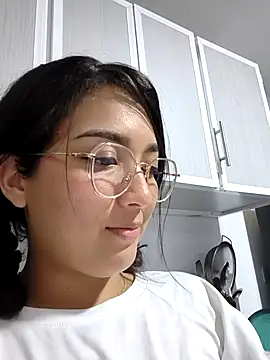 Lilitth_: απευθείας συνομιλία ΧΧΧ