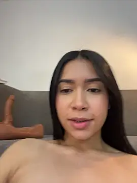 Soe_Love Adlı Modelin Canlı XXX Sohbeti