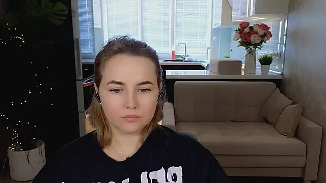 Mira_Mermayd Live XXX-chat