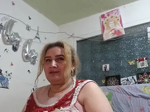 Perla1981-- Chat XXX in diretta