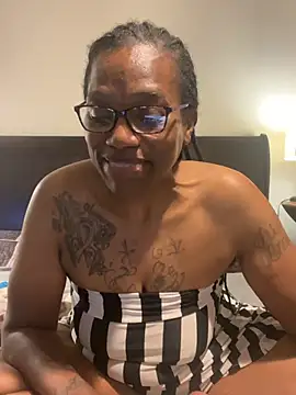 SweetParadise00 live XXX chat