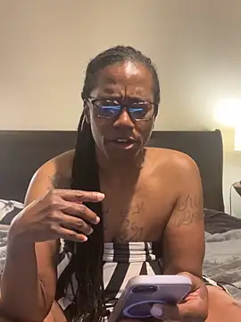 SweetParadise00's Live XXX Chat