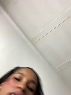 NataliaMillers' Live XXX Chat