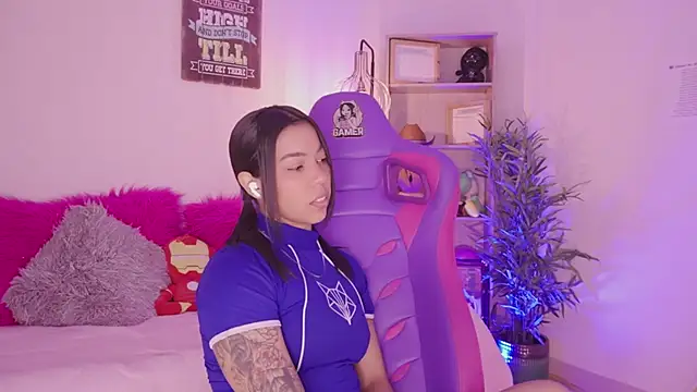 madelyn_rose_'s Live XXX Chat