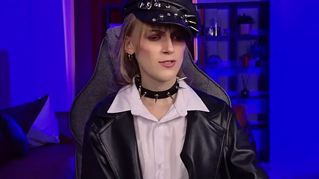 KiraMontoya Chat XXX in diretta