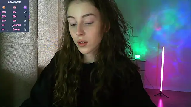 eskatmi's Live XXX Chat