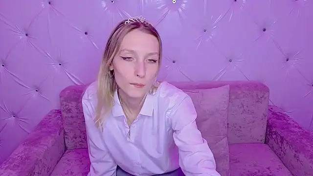 Akiro_Kim7 Adlı Modelin Canlı XXX Sohbeti