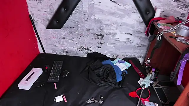 Charlotte_Bms7: απευθείας συνομιλία ΧΧΧ